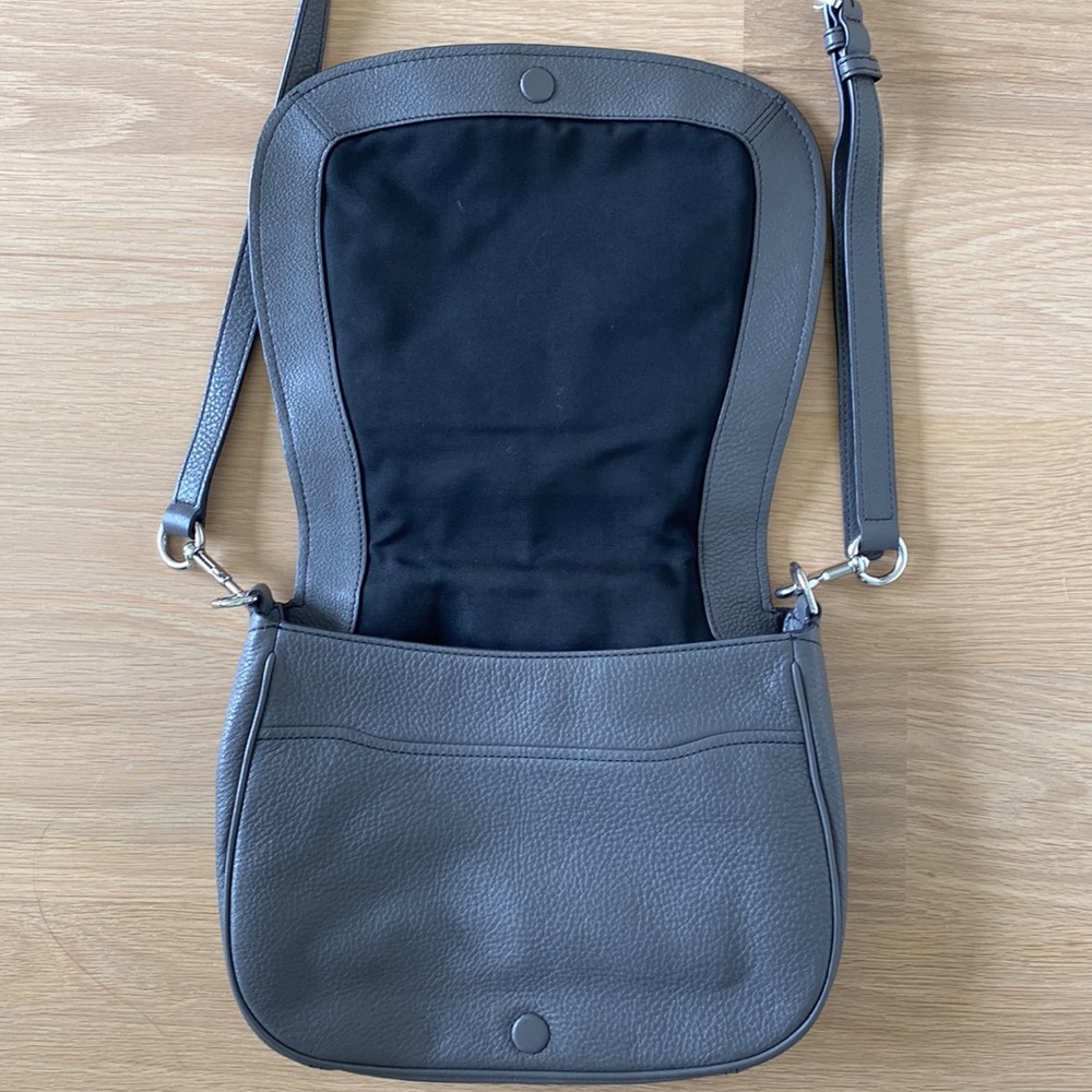 Marc Jacobs Gray Empire City Messenger Leather Crossbody Bag - Picture 3 of 5